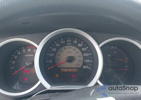 2008 Toyota Tacoma z USA, uszkodzony, nr VIN 5TENX22N78Z577304